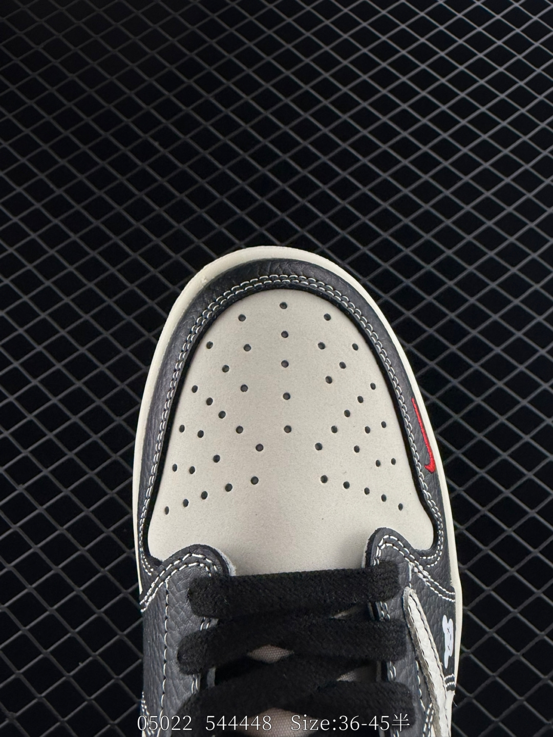 Travis Scott x Air Jordan 1 ” Reverse Mocha “